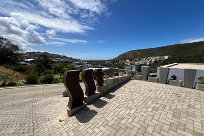 Townhouse For Sale in Island View, Mossel Bay