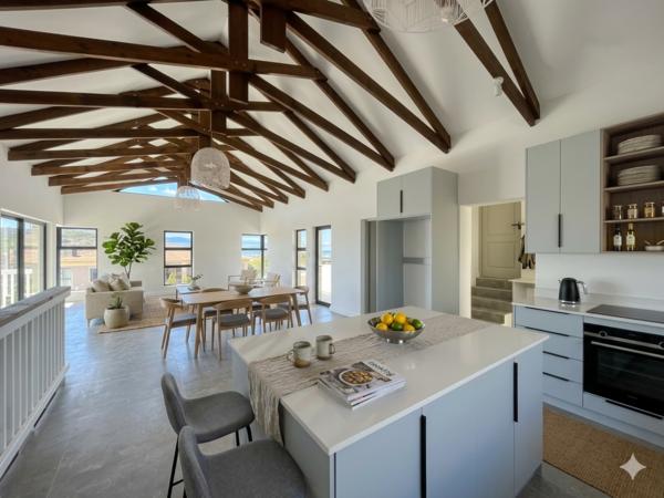 House For Sale in Seemeeu Park, Mossel Bay